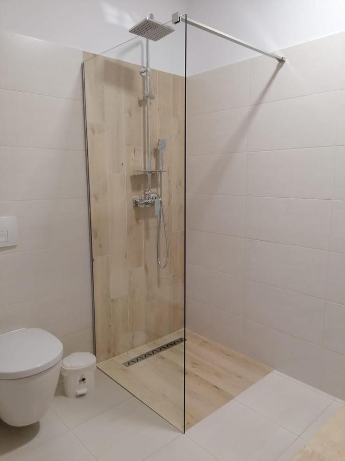 Pensiunea Casuta Din Deal Moisei Exterior photo